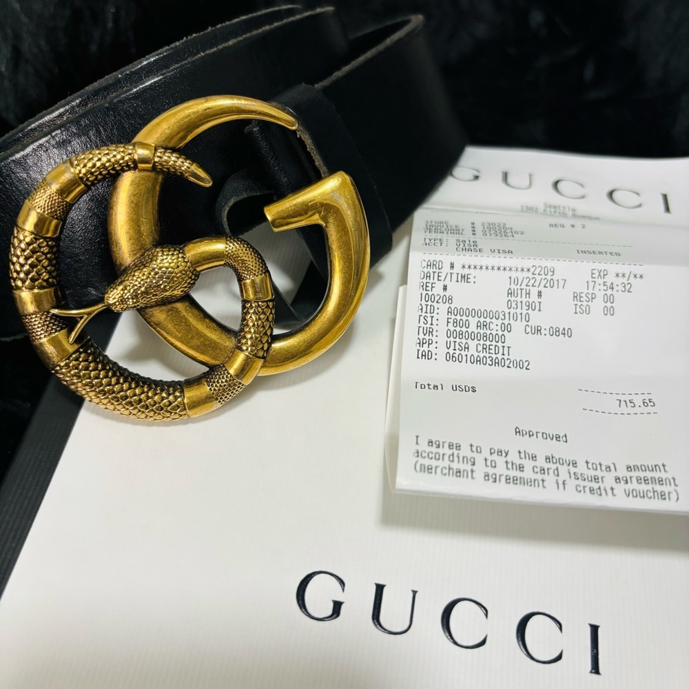 Gucci Men’s Belt Leather with Double G Buckle with Snake.